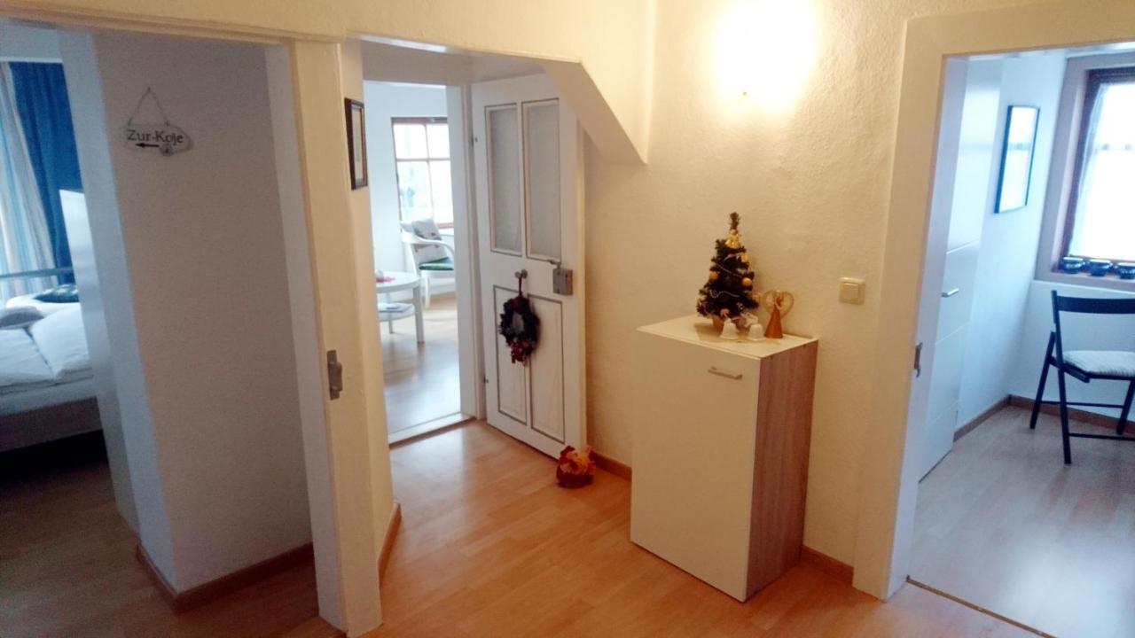 Haus Zum Kleinen Helm Apartment Ерфурт Екстериор снимка