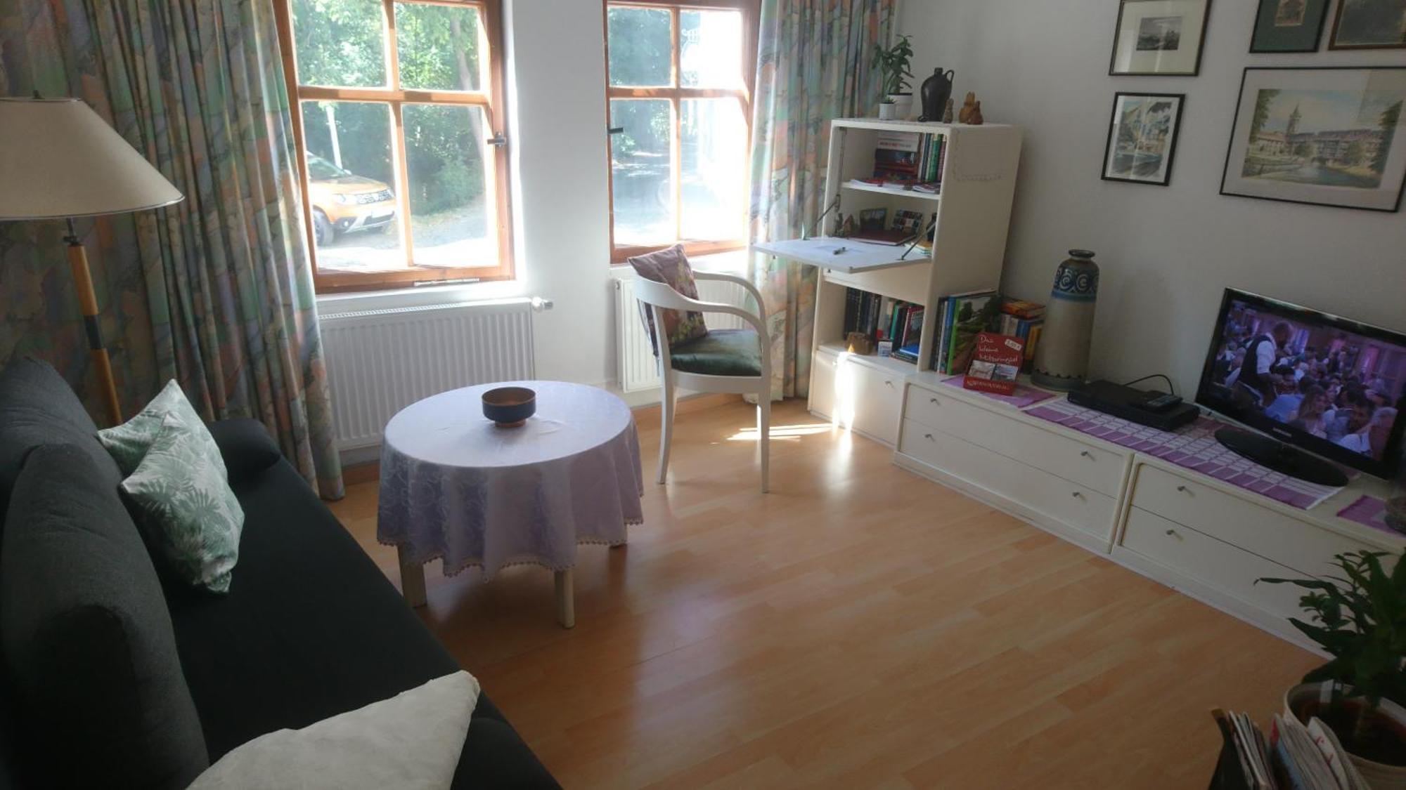 Haus Zum Kleinen Helm Apartment Ерфурт Екстериор снимка